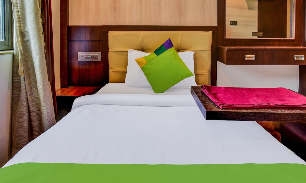Deluxe Room - Photo 3