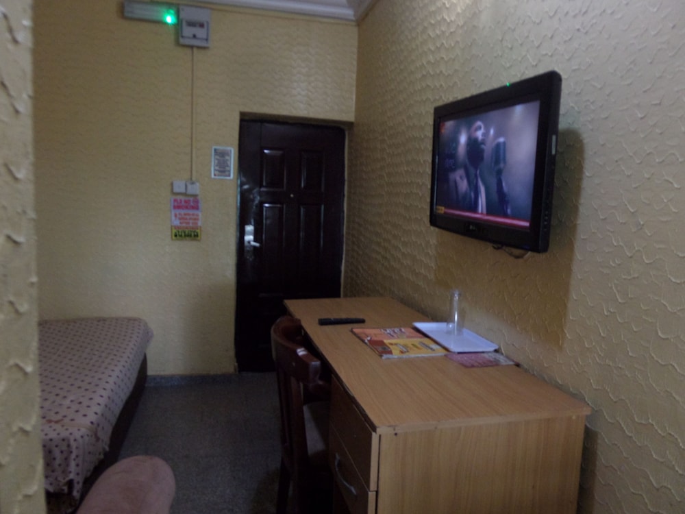 Standard Room photo 2