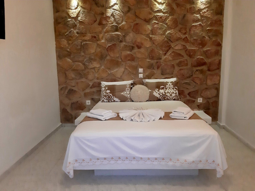 Basic Double Room (Room 20)