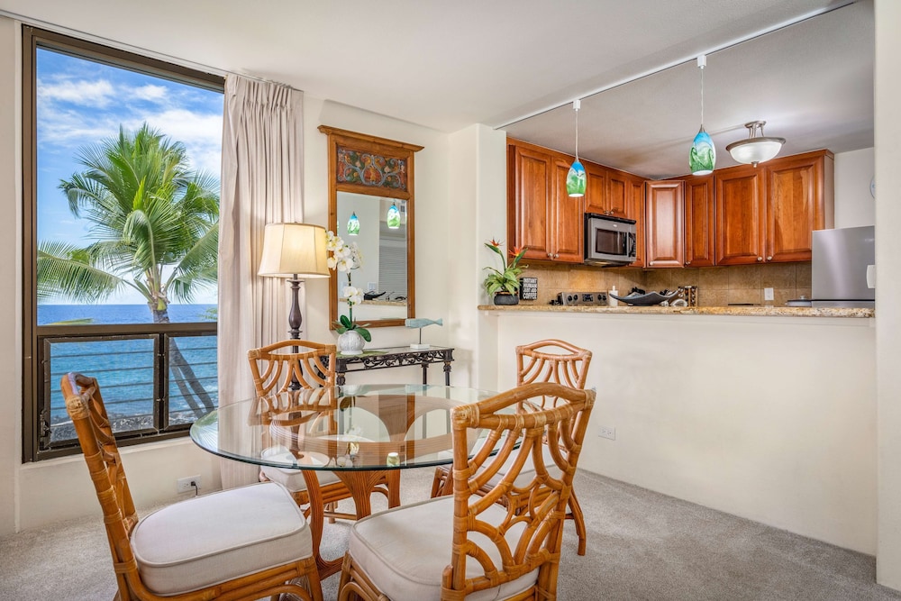 Suite, 2 Bedrooms, Oceanfront (2 Bathrooms) - Photo 8