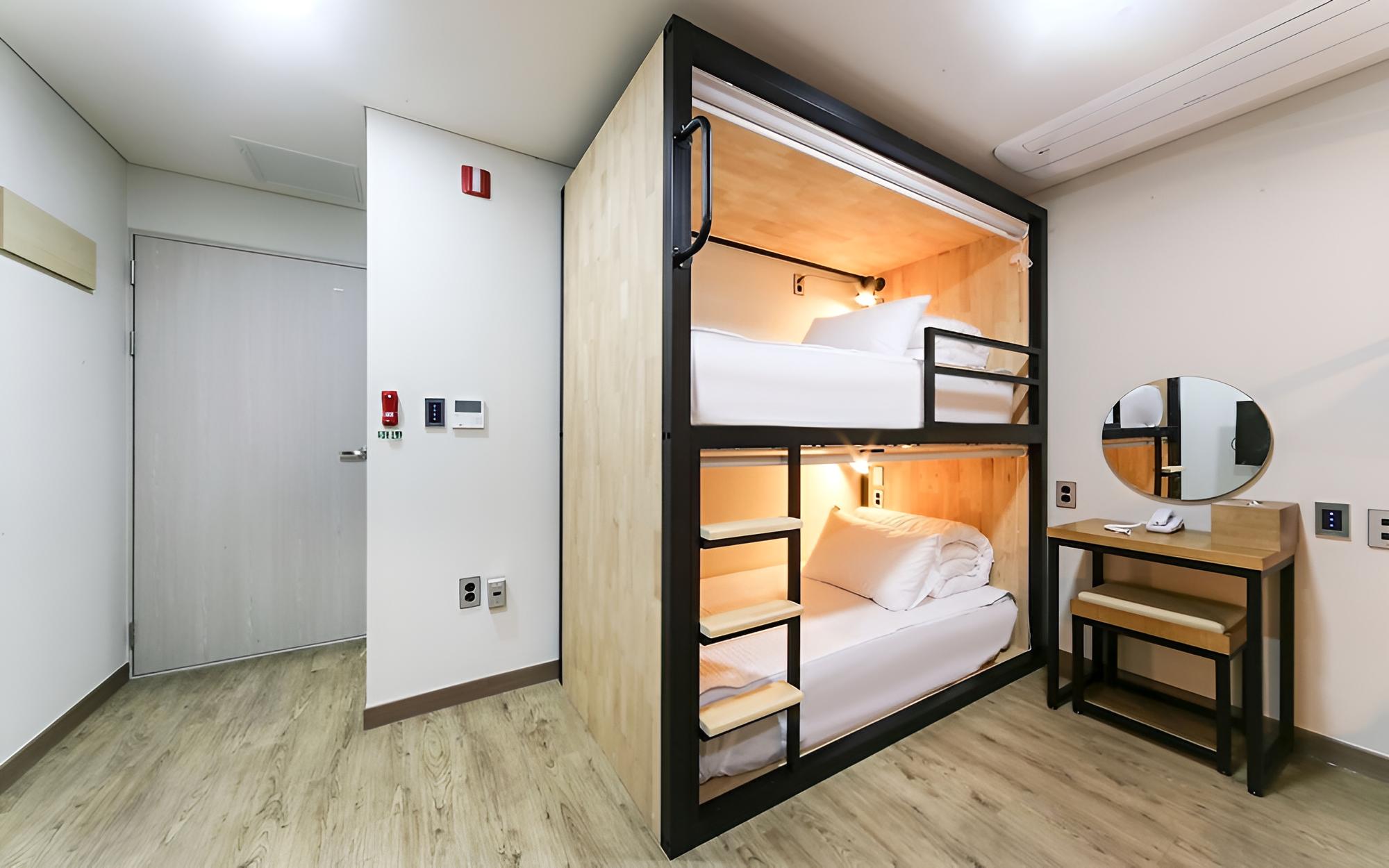 Room (Male Dormitory (Single Person Rate)) photo 2