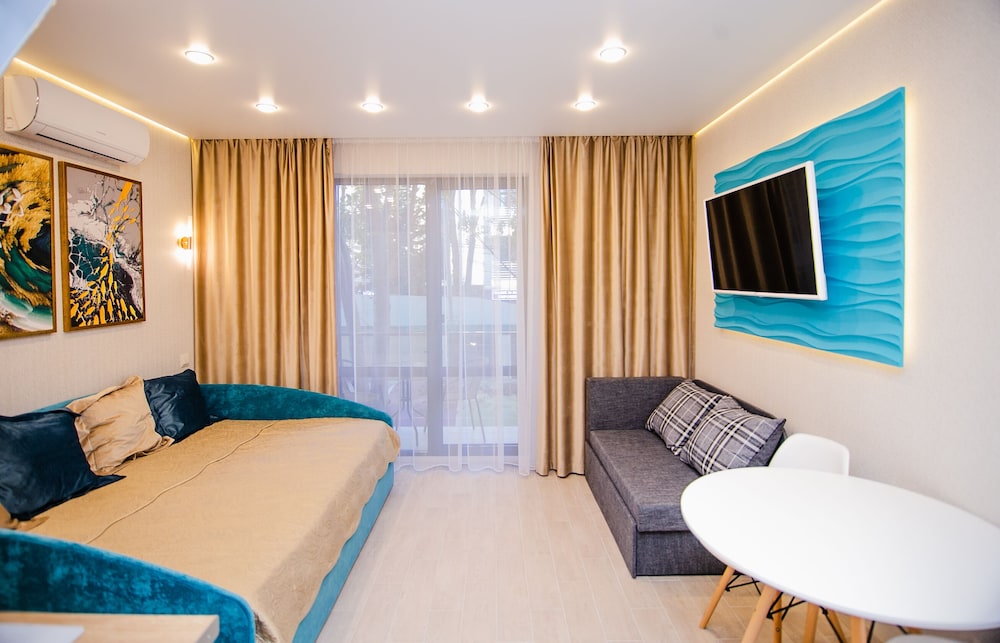 Signature Studio Suite