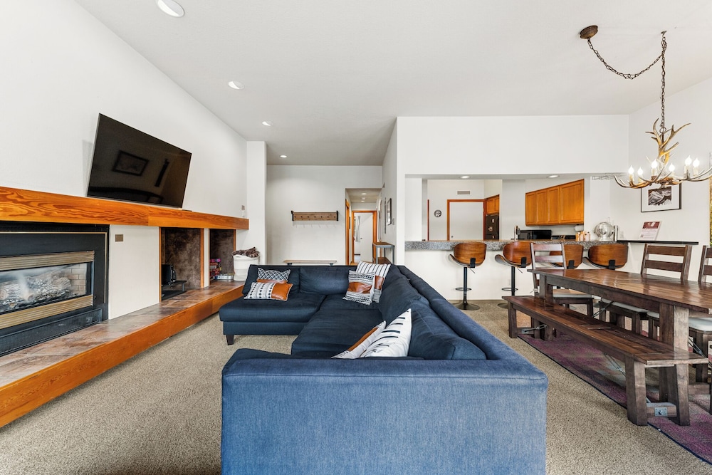 Apartment (2 Bedrooms)