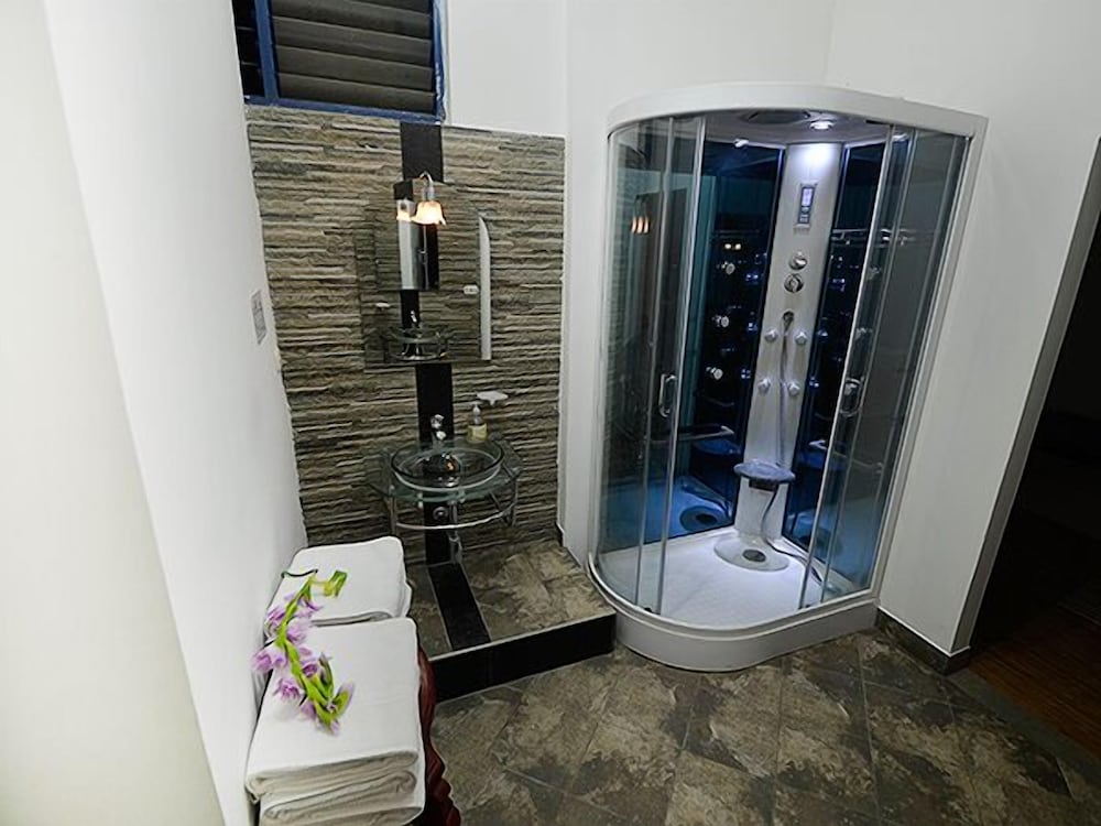 Suite Familiar photo 3