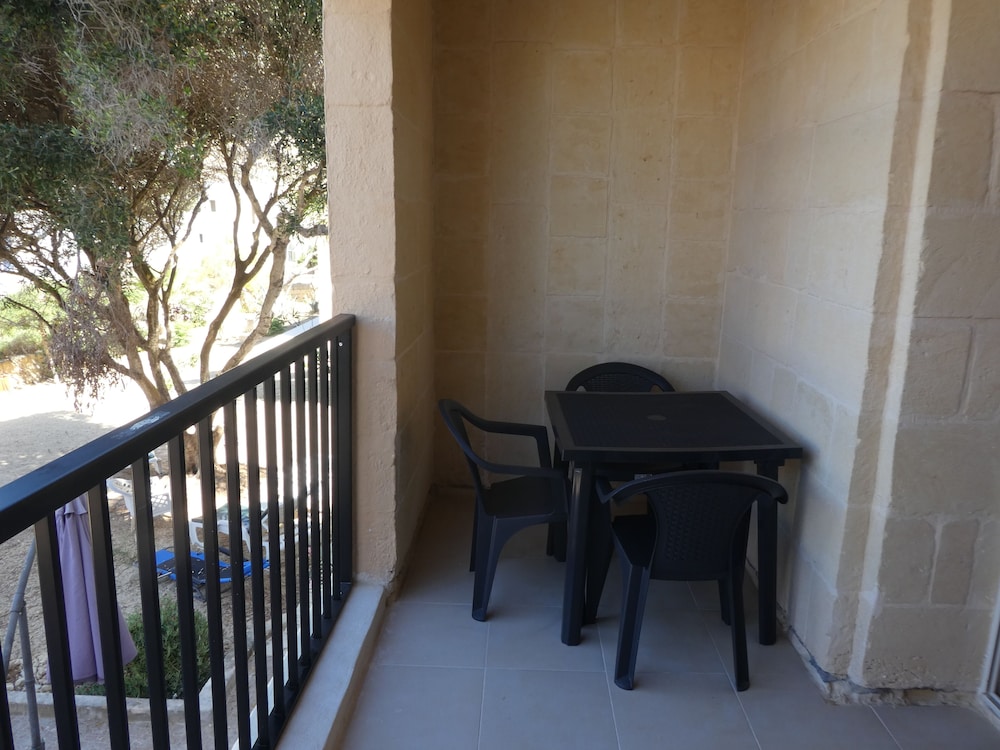 Triple Room, Sea View (Top Floor) photo 3