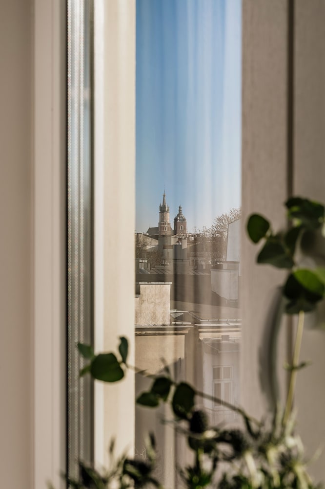 Superior Apartment, City View