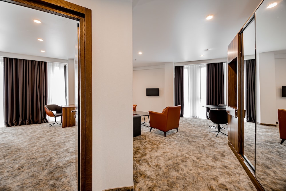 Family Suite photo 3