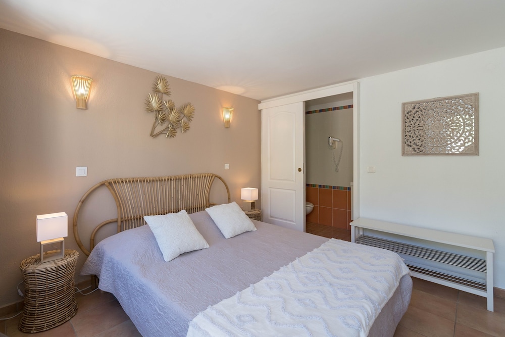 Double Room, Garden View - Photo 5