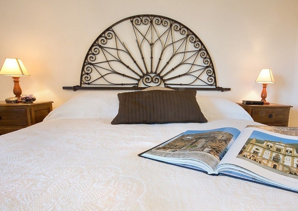 Apartment, 1 Queen Bed (Malavoglia) photo 1
