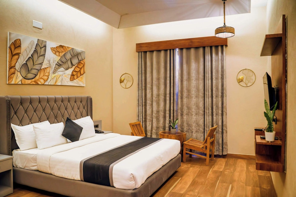 Premium Room - Photo 29