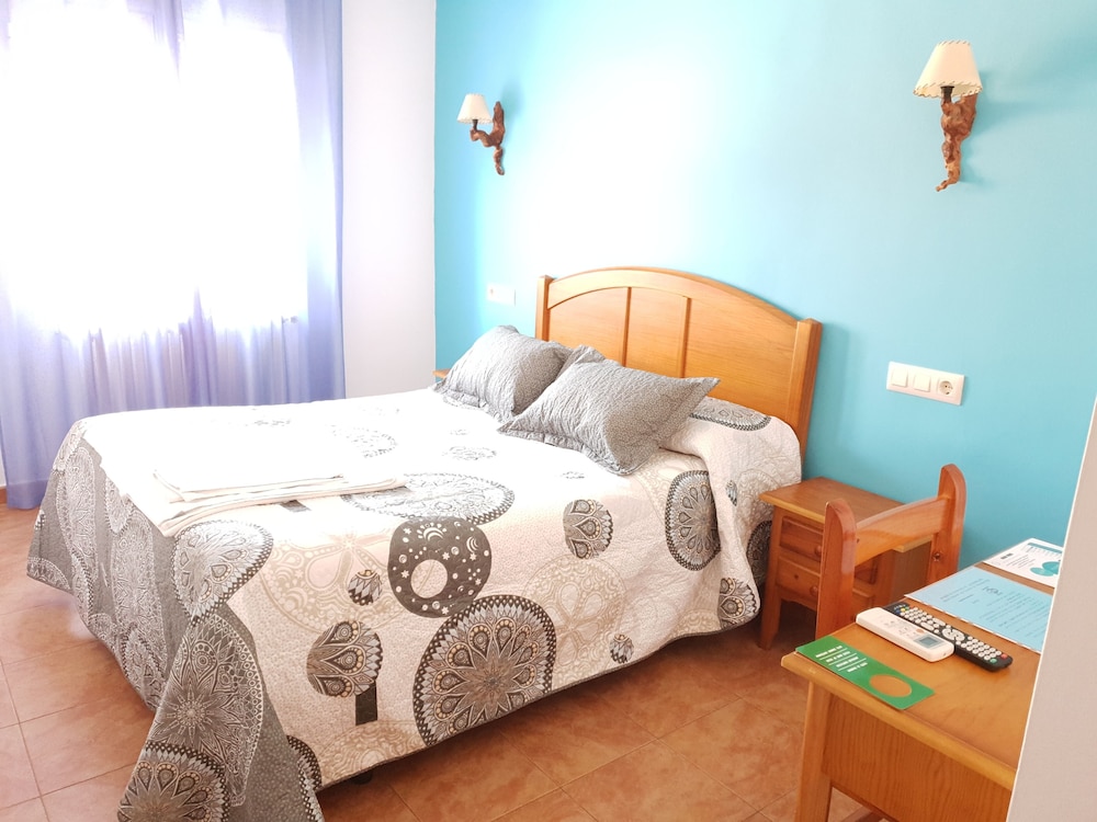 Basic Double Room photo 3