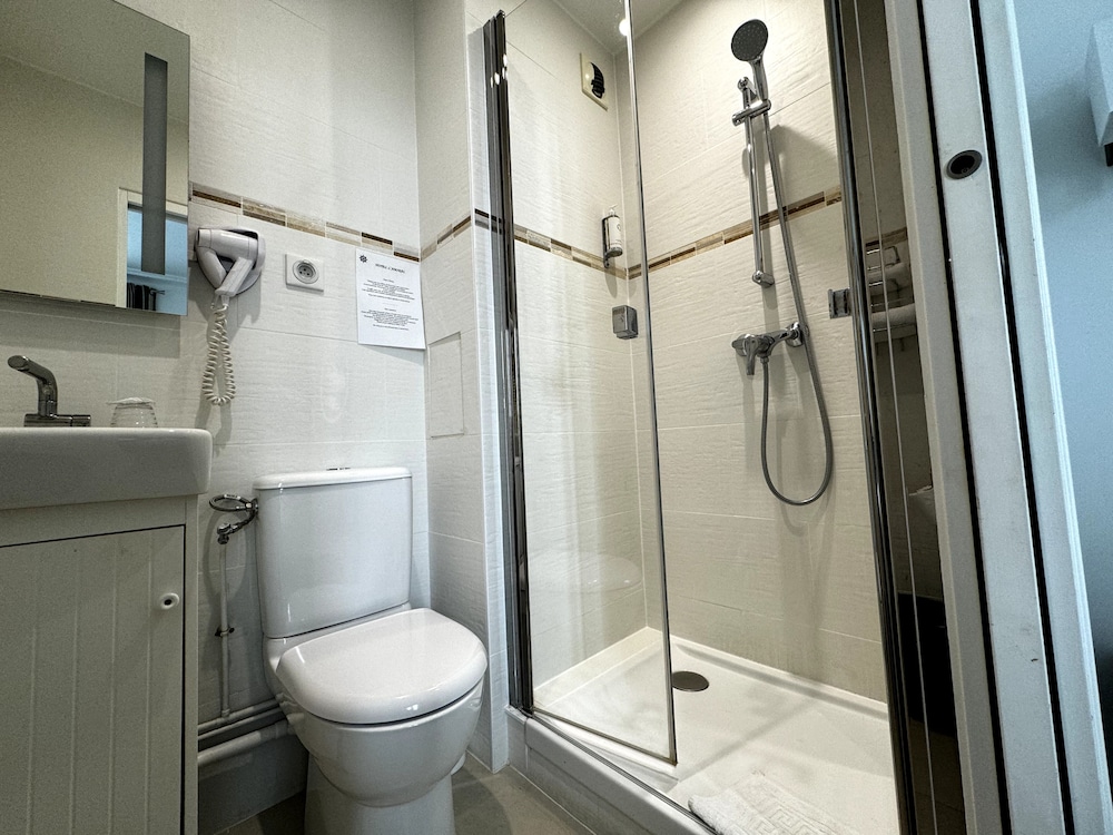 Triple Room 3 persons photo 3
