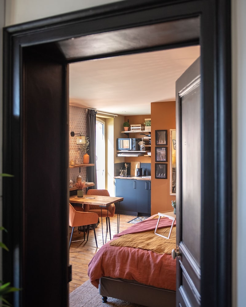 Studio, Private Bathroom, Courtyard View (La cour de Philomène) photo 1