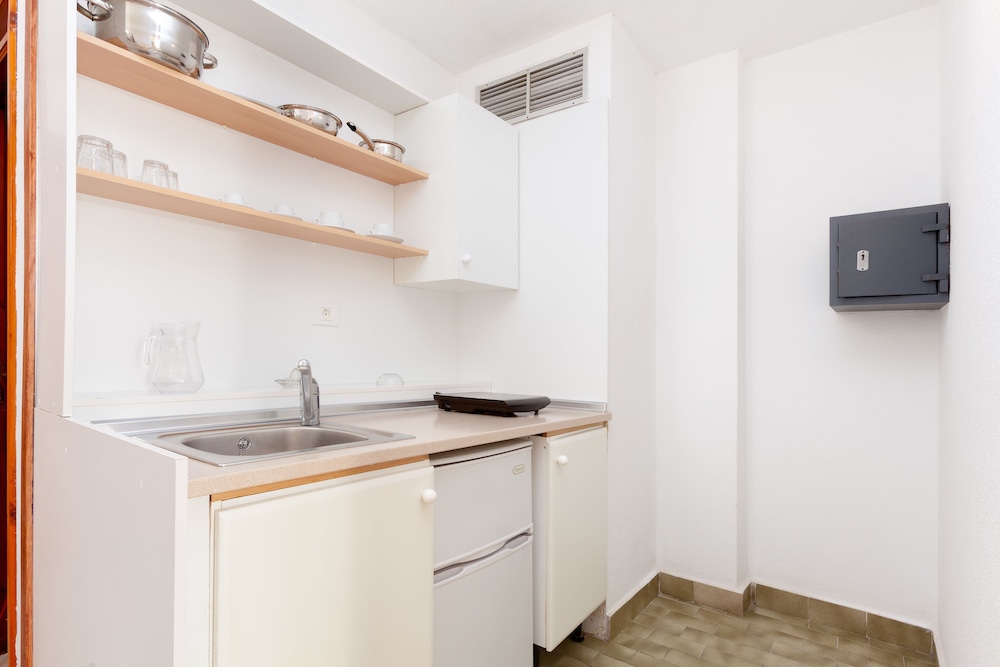 Studio, 2 Twin Beds, Mountain View