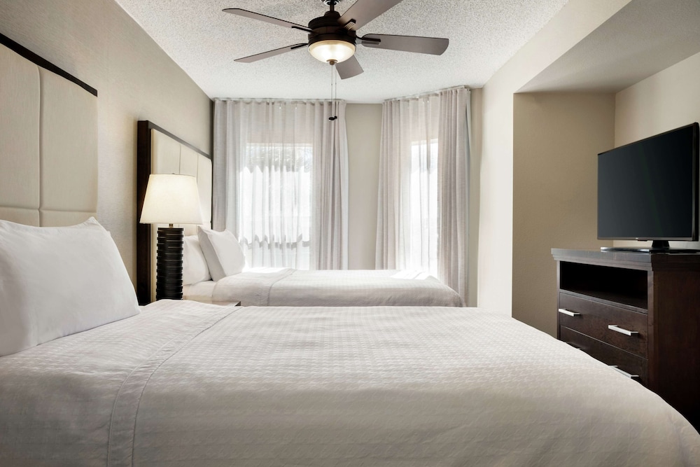 Suite, Two Double Beds, Non-Smoking - Photo 3