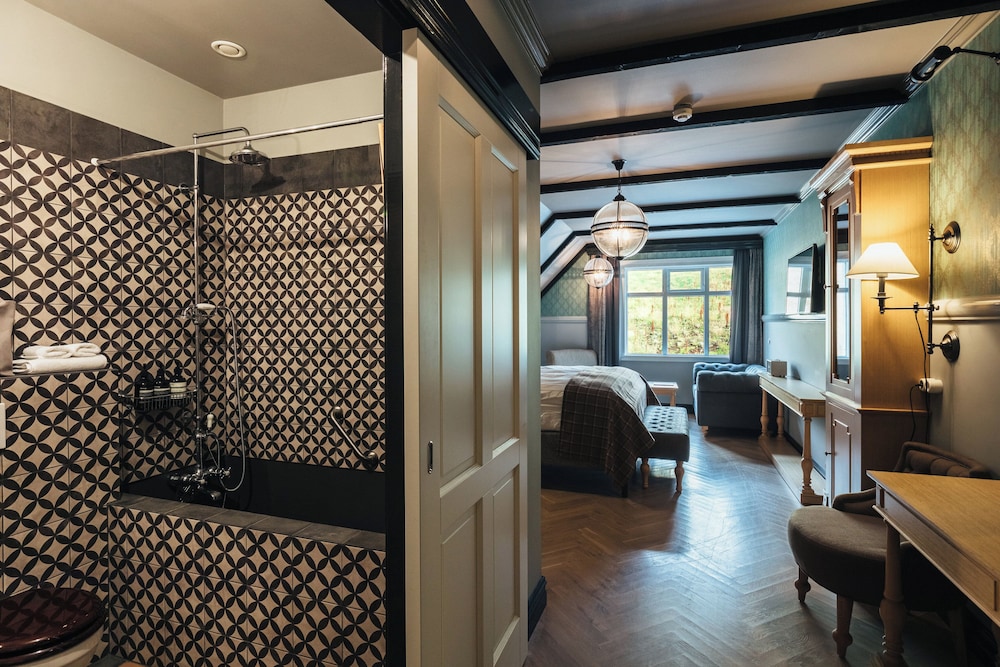 Grand Double or Twin Room, Private Bathroom photo 3