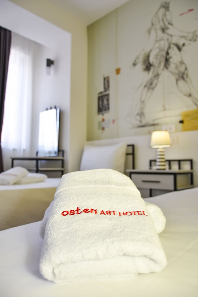 Classic Double or Twin Room - Photo 4