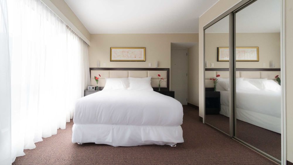 Suite - Photo 4