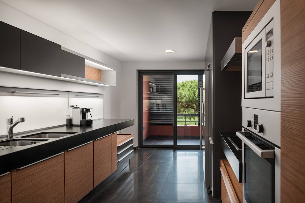 Premium Room, 3 Bedrooms, Garden View thumbnail 6