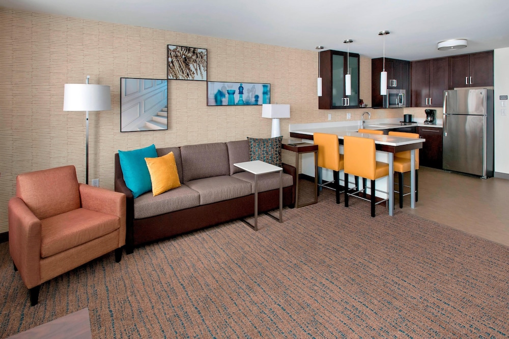 Studio, Multiple Beds