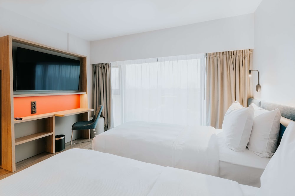 Standard Twin Room, 2 Twin Beds - Photo 4