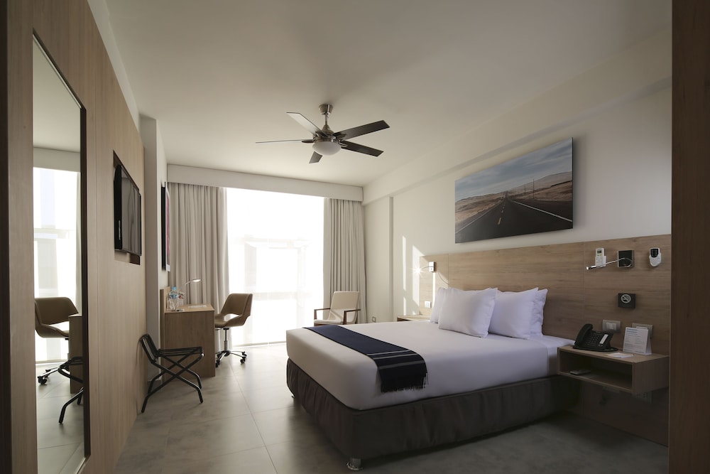 Superior Room, 1 Queen Bed