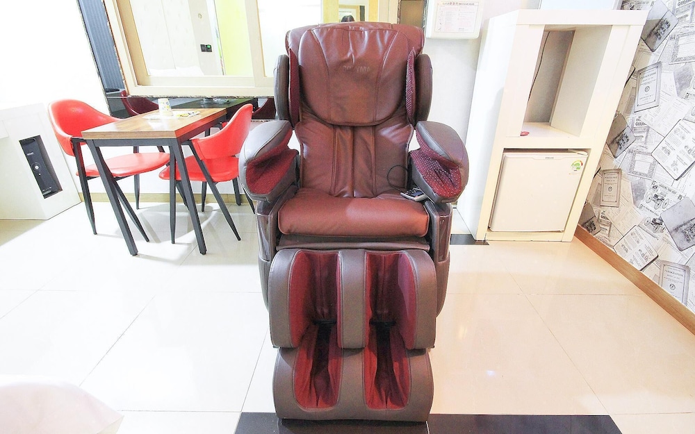 Room (Deluxe (massage chair)) - Photo 1