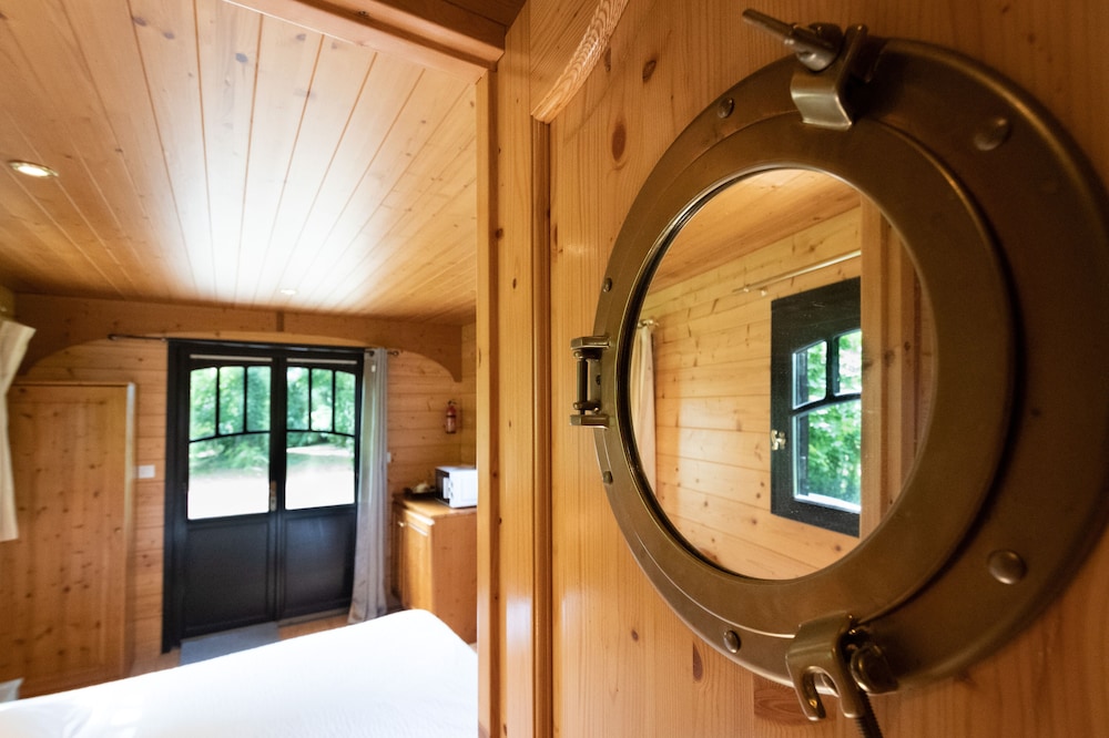 Country caravan – Hotel style photo 1