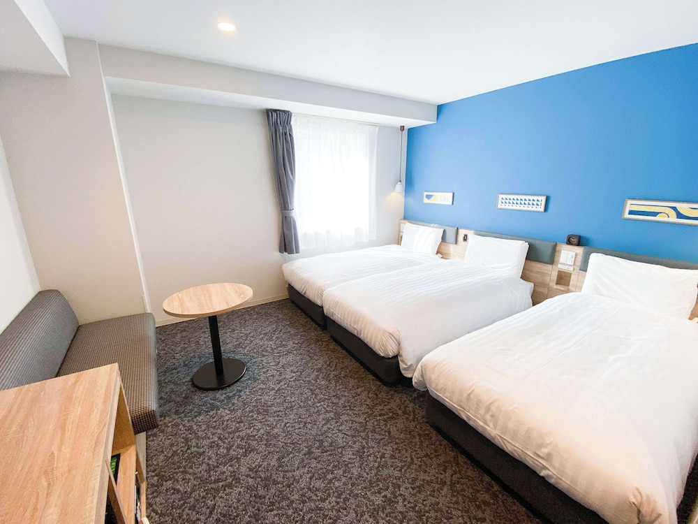 Standard Room, 3 Twin Beds, Non Smoking - Photo 11