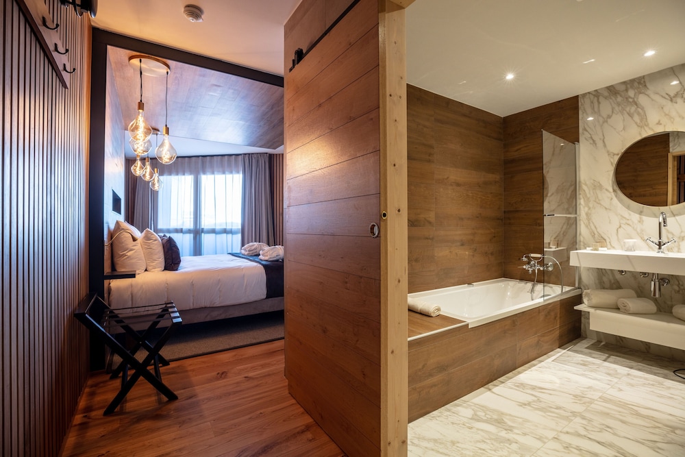 Superior Triple Room photo 2