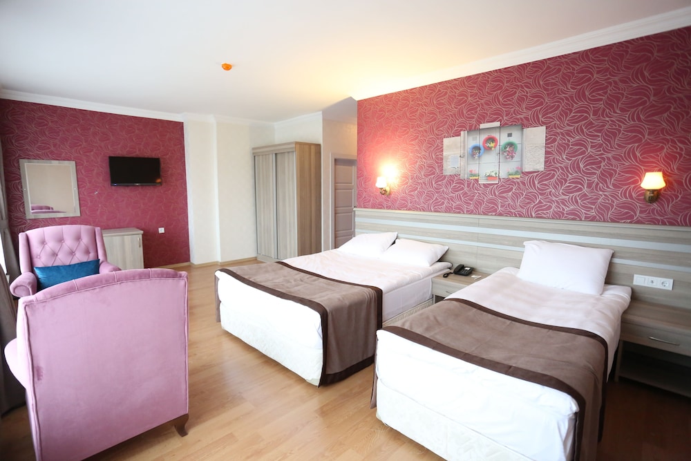 Economy Twin Room