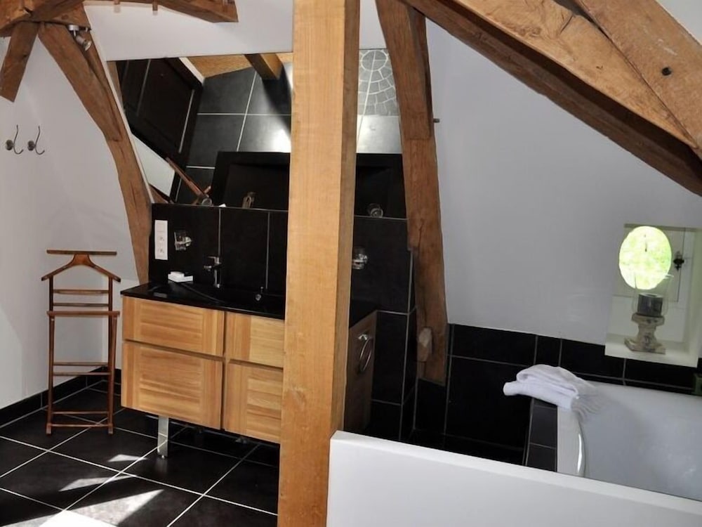 Superior Double Room, Private Bathroom, River View (Chambre Sequoia) photo 2
