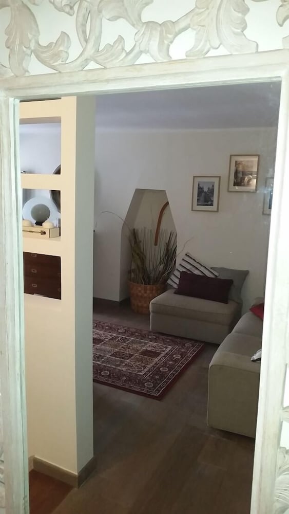 Penthouse, 2 Bedrooms, Terrace, Lake View - Photo 17