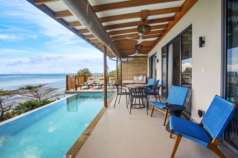 Superior Chalet, 2 Bedrooms, Private Pool, Ocean View