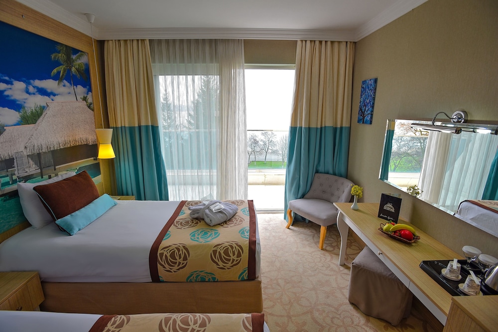 Standard Twin Room - Photo 1