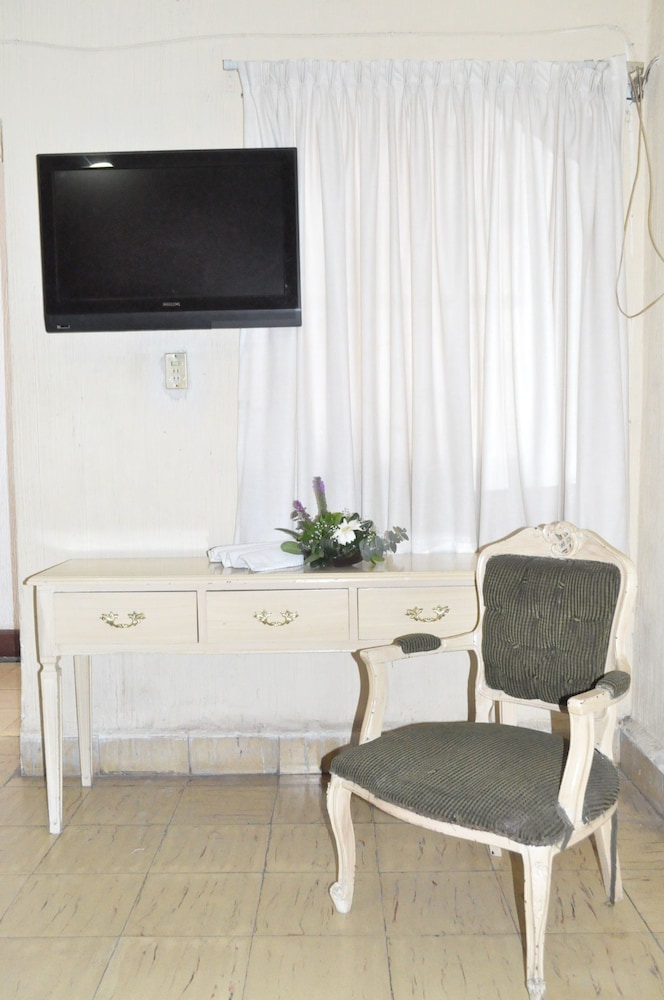 Standard Triple Room photo 2