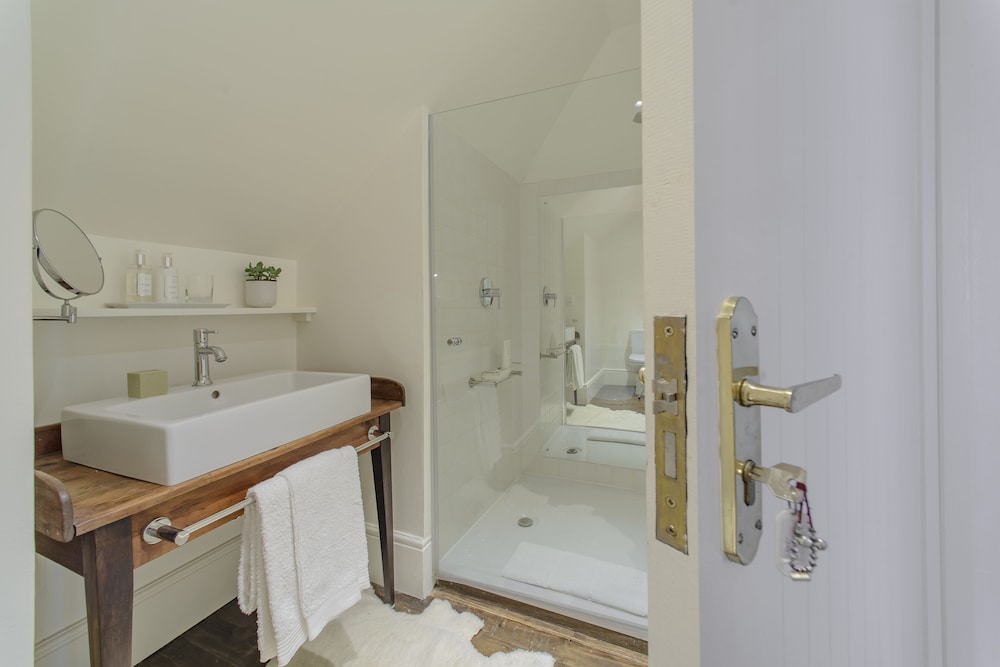 Classic Double Room 5 photo 3