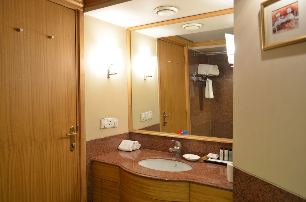 Maya Club Room - Photo 5