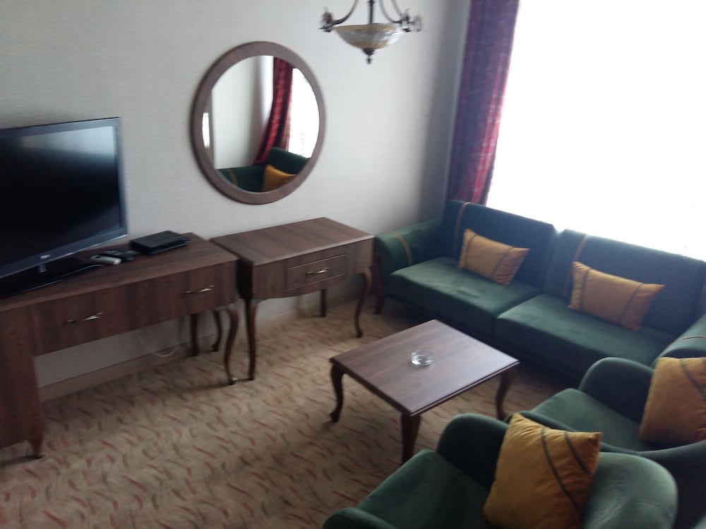 Luxury Studio Suite, 1 Double Bed with Sofa bed photo 2
