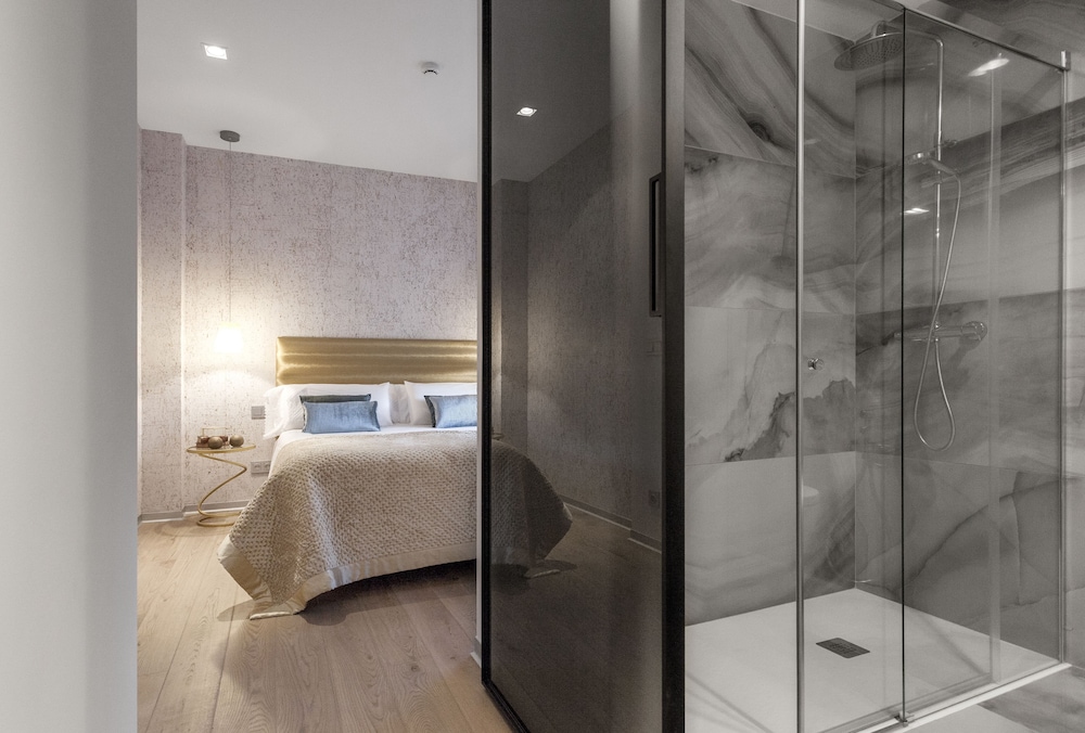 Deluxe Suite, Pool View (BETIZU)