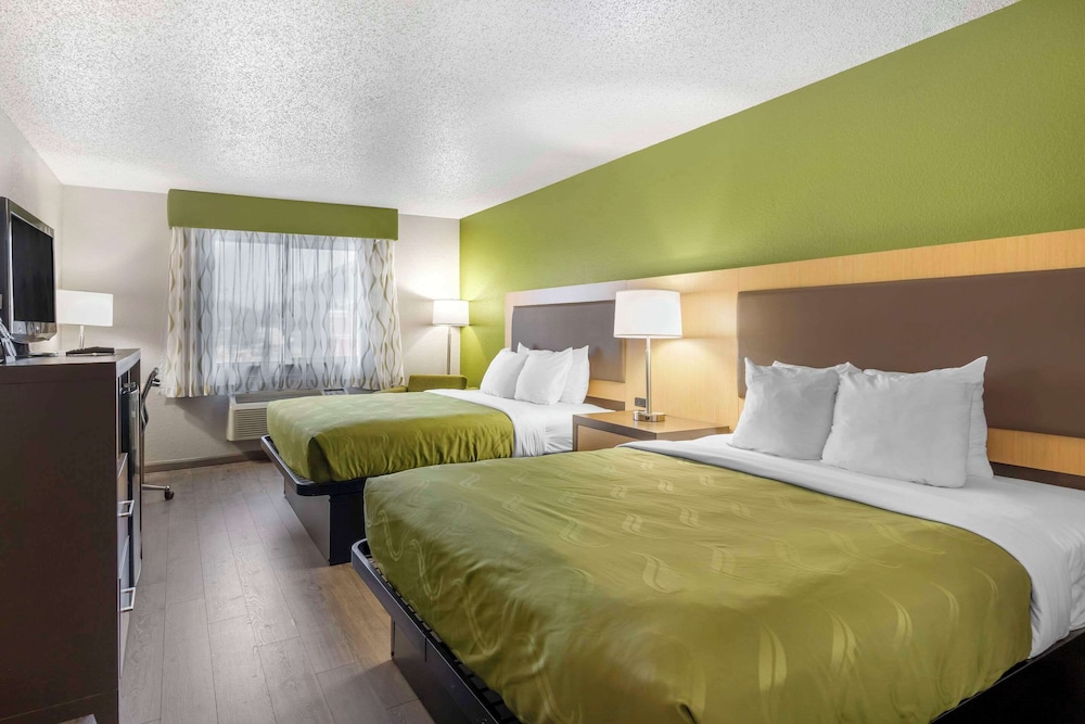 Room, 2 Queen Beds, Accessible, Non Smoking - Photo 1