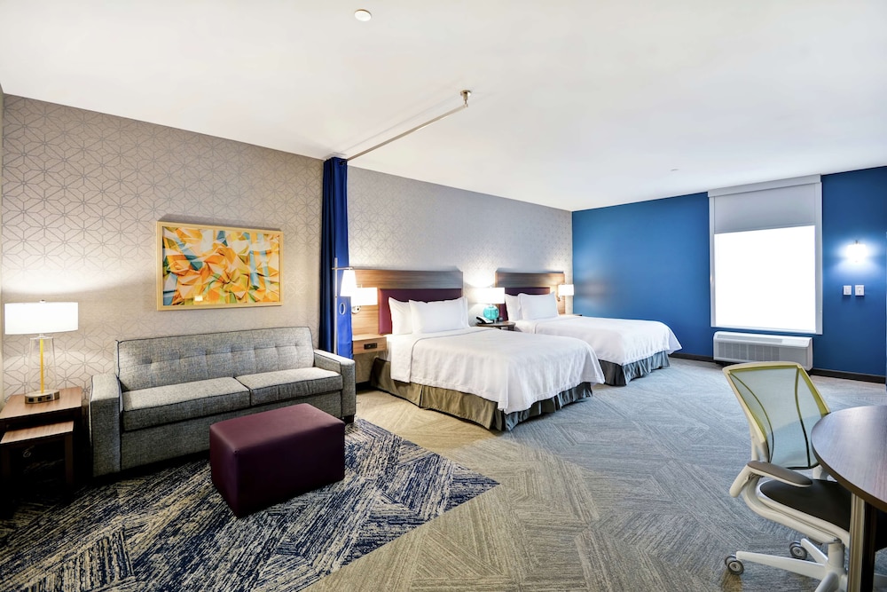 Studio, 2 Queen Beds, Accessible, Bathtub
