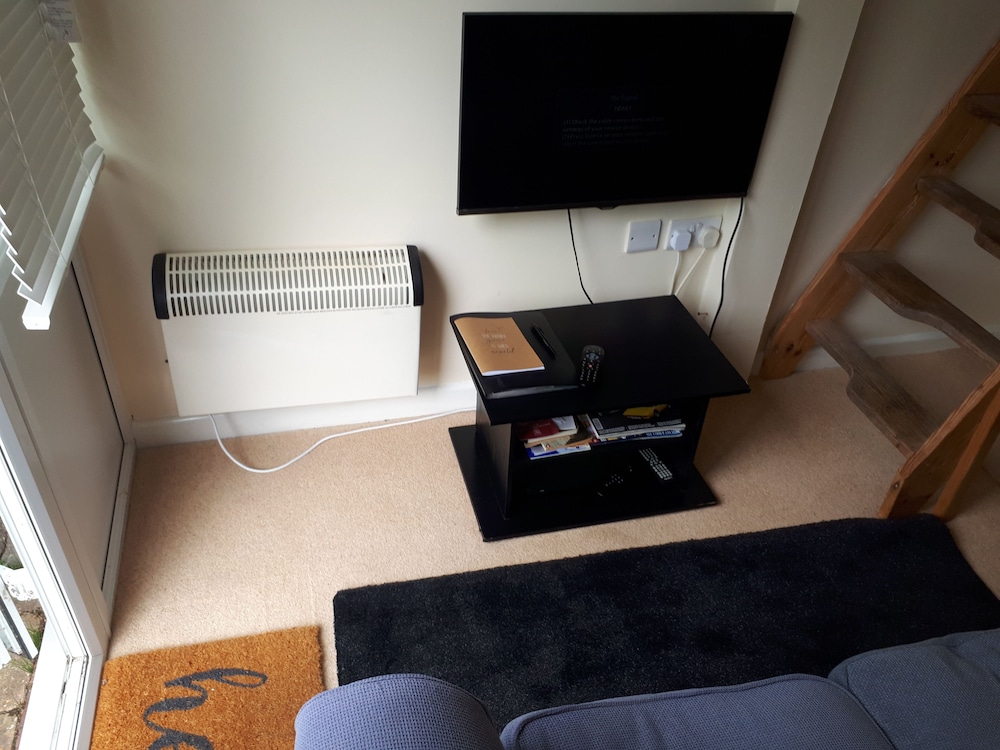 Apartment photo 2