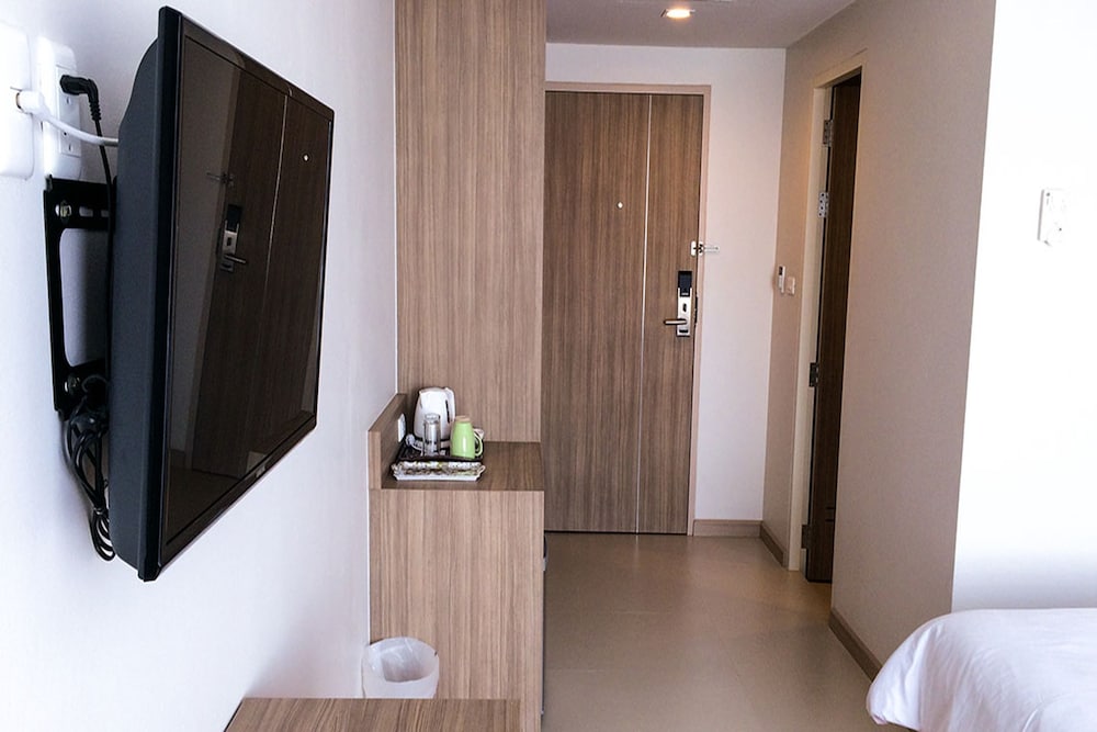 Superior Room, 2 Twin Beds photo 3