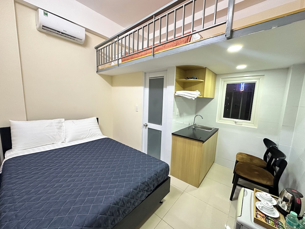 Classic Quadruple Room