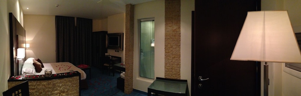 Standard Double or Twin Room, Sea View photo 3