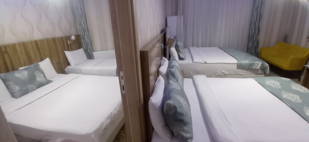 Basic Suite photo 1
