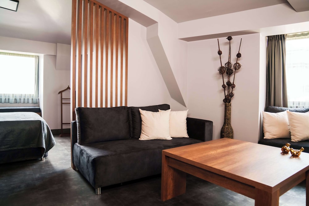 Corner Suite Room photo 2