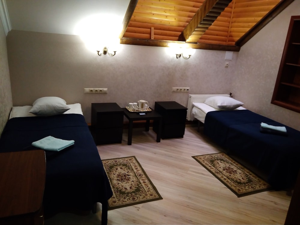 Basic Double Room, 1 Bedroom photo 2