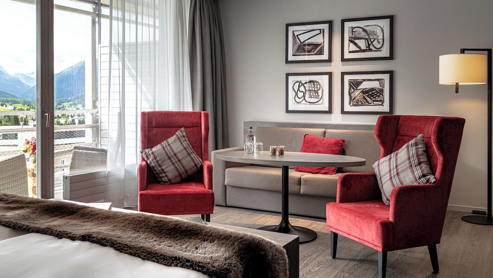Junior Suite, Mountain View thumbnail 6